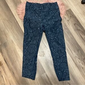 Sweaty Betty The Zero Gravity Blue Leggings Size L